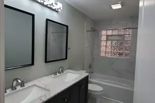 [Address not provided], Chicago, IL 60625 - Photo 14