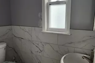 435 W Winneconna Pkwy, Chicago, IL 60620 - Photo 8