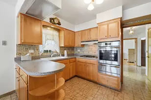 4917 N Oriole Ave, Harwood Heights, IL 60706 - Photo 8