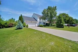 700 Maryknoll Dr, Lockport, IL 60441 - Photo 2