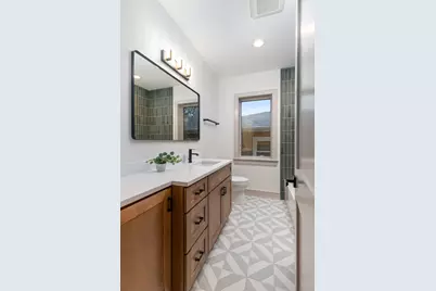3317 N Avers Avenue, Chicago, IL 60618 - Photo 18