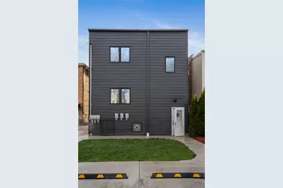 3317 N Avers Avenue, Chicago, IL 60618 - Photo 46