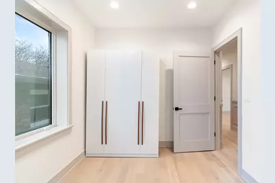 3317 N Avers Avenue, Chicago, IL 60618 - Photo 10