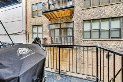 420 W Ontario Street #209, Chicago, IL 60654 - Photo 22