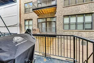 420 W Ontario St, Chicago, IL 60654 - Photo 22