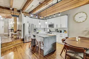 420 W Ontario St, Chicago, IL 60654 - Photo 10