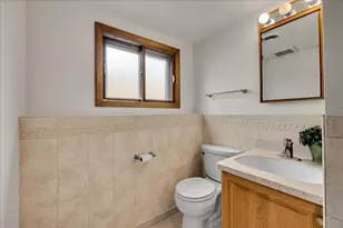 850 S Hillside Ave, Elmhurst, IL 60126 - Photo 20