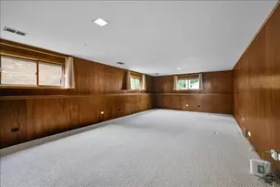 850 S Hillside Ave, Elmhurst, IL 60126 - Photo 18
