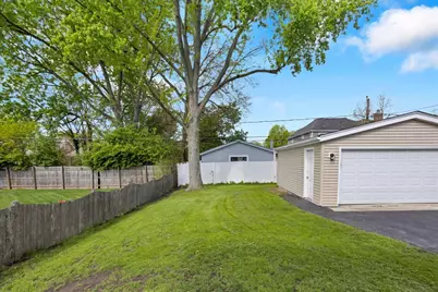 850 S Hillside Avenue, Elmhurst, IL 60126 - Photo 38