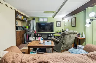 8330 Gross Point Rd, Morton Grove, IL 60053 - Photo 20