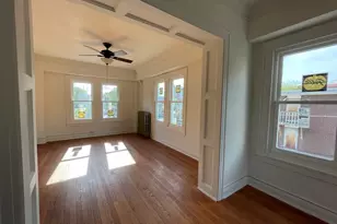 406 N Prairie St, Champaign, IL 61820 - Photo 12