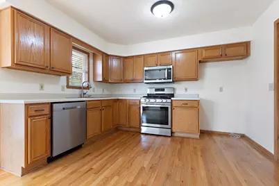 207 Sherman Lane, Poplar Grove, IL 61065 - Photo 6
