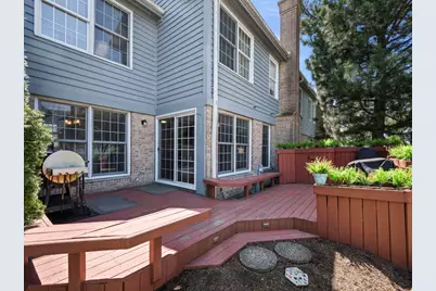 301 Lynwood Circle, Bloomingdale, IL 60108 - Photo 10