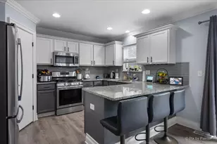 1900 Mayfield Ct, Romeoville, IL 60446 - Photo 6