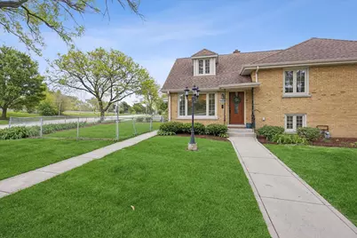 4409 Clausen Avenue #4409, Western Springs, IL 60558 - Photo 1