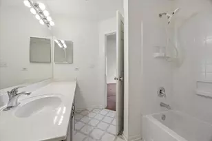 2544 Hatfield Ct, Elgin, IL 60123 - Photo 10