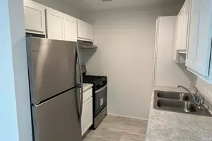 15B E Dundee Quarter Dr, Palatine, IL 60074 - Photo 6