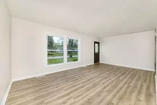 348 Seminole Ln, Carol Stream, IL 60188 - Photo 6
