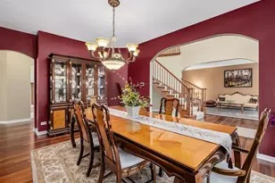 969 Reading St, Bartlett, IL 60103 - Photo 8