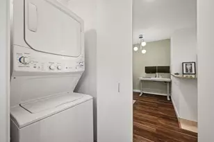 222 N Columbus Dr, Chicago, IL 60601 - Photo 14