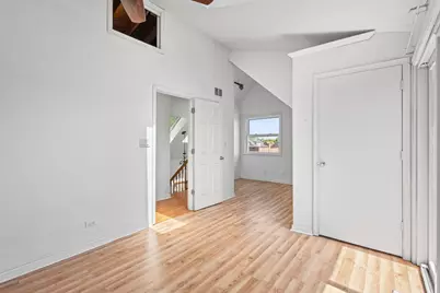5230 S Lockwood Avenue, Chicago, IL 60638 - Photo 16