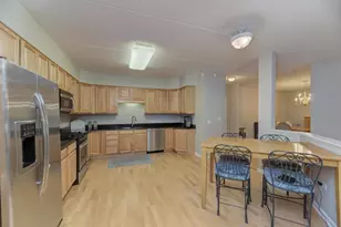 601 W Rand Rd, Arlington Heights, IL 60004 - Photo 10