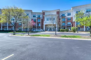 601 W Rand Rd, Arlington Heights, IL 60004 - Photo 1