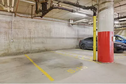 340 W Superior Street #1009, Chicago, IL 60654 - Photo 22