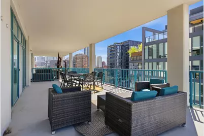 340 W Superior Street #1009, Chicago, IL 60654 - Photo 16