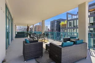 340 W Superior St, Chicago, IL 60654 - Photo 16