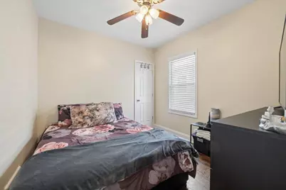 2952 N Mobile Avenue, Chicago, IL 60634 - Photo 12