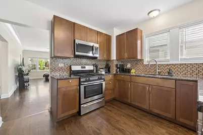 2952 N Mobile Avenue, Chicago, IL 60634 - Photo 8