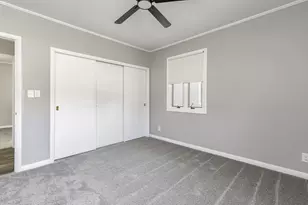 2908 26th St, Moline, IL 61265 - Photo 34