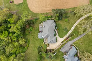 588 E County Road 2400, Dewey, IL 61840 - Photo 66
