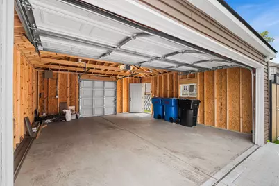 2204 N Kildare Avenue, Chicago, IL 60639 - Photo 38
