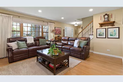 753 E Monterey Road, Palatine, IL 60074 - Photo 2