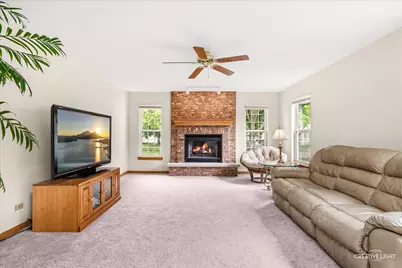 2324 Snapdragon Road, Naperville, IL 60564 - Photo 12