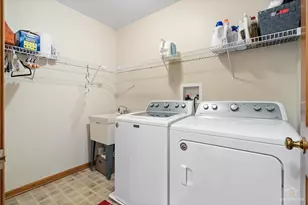 615 Windham Ln, Naperville, IL 60563 - Photo 26