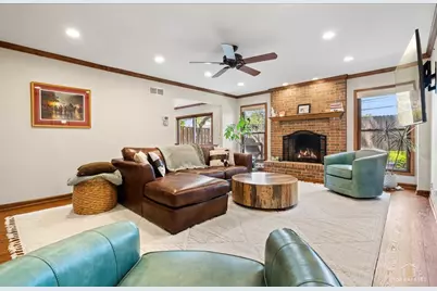 615 Windham Lane, Naperville, IL 60563 - Photo 6