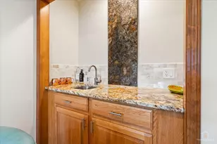 615 Windham Ln, Naperville, IL 60563 - Photo 8
