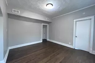 2707 E 78th St, Chicago, IL 60649 - Photo 10