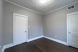 2707 E 78th St, Chicago, IL 60649 - Photo 14