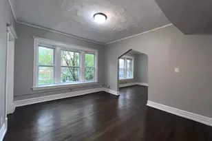 2707 E 78th St, Chicago, IL 60649 - Photo 8