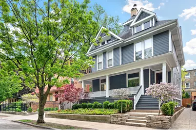 819 W Junior Terrace, Chicago, IL 60613 - Photo 2