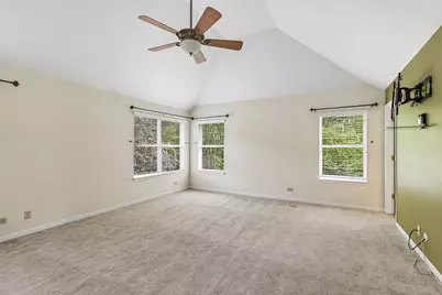 426 Heatherwood Drive SE, Oswego, IL 60543 - Photo 4
