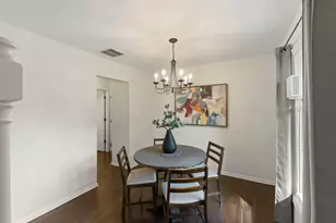 1353 Queensgreen Cir, Naperville, IL 60563 - Photo 12