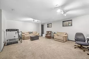 788 N Hainesville Rd, Round Lake, IL 60073 - Photo 20