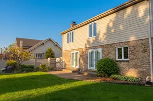 8732 W Surrey Park, Palos Hills, IL 60465 - Photo 34
