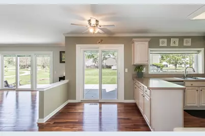 2150 Cumberland Parkway, Algonquin, IL 60102 - Photo 8