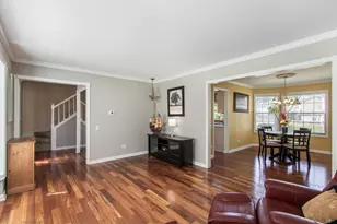 2150 Cumberland Pkwy, Algonquin, IL 60102 - Photo 2